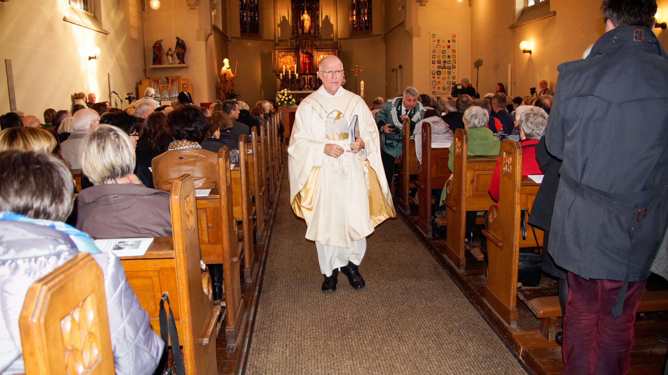 © HP Jans | Entwidmung der Kirche 2014