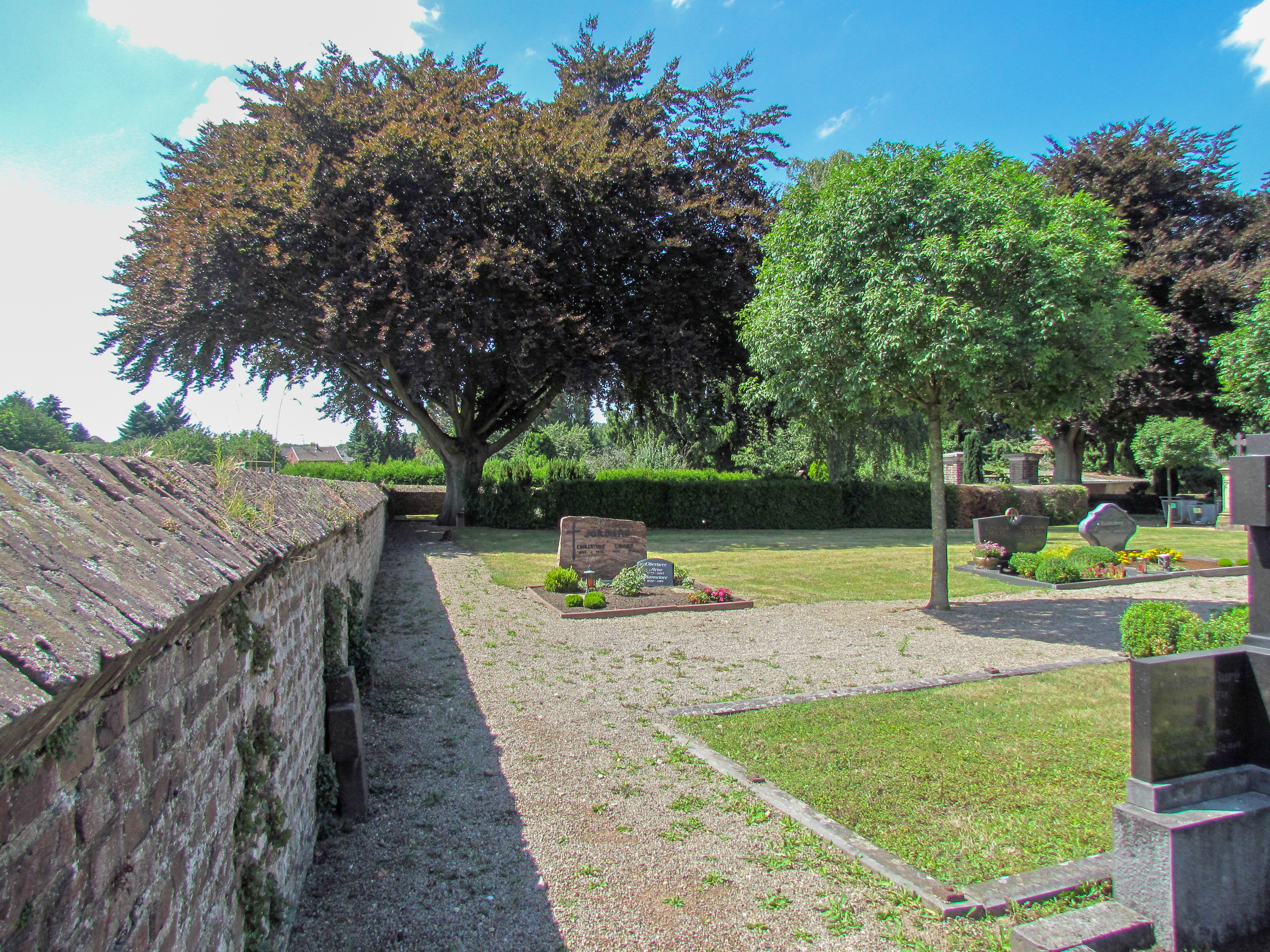 © © Bernd Finken | Bernd Finken | Friedhof Keyenberg