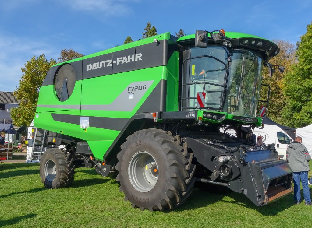 © Wolfgang Lothmann | Mähdrescher