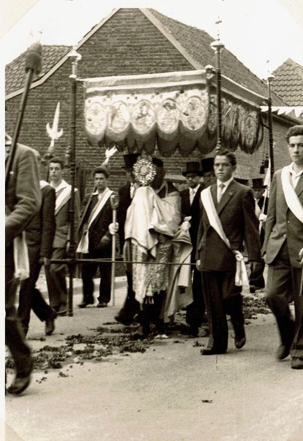 © Hans Walter Corsten | Bernhard Zabel | Fronleichnam1964