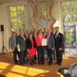 © Bernd Finken | Ministerin Scharrenbach überreicht Förderung