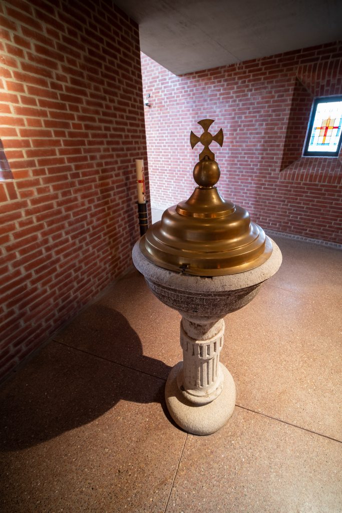 © Wolfgang Lothmann | Taufstein