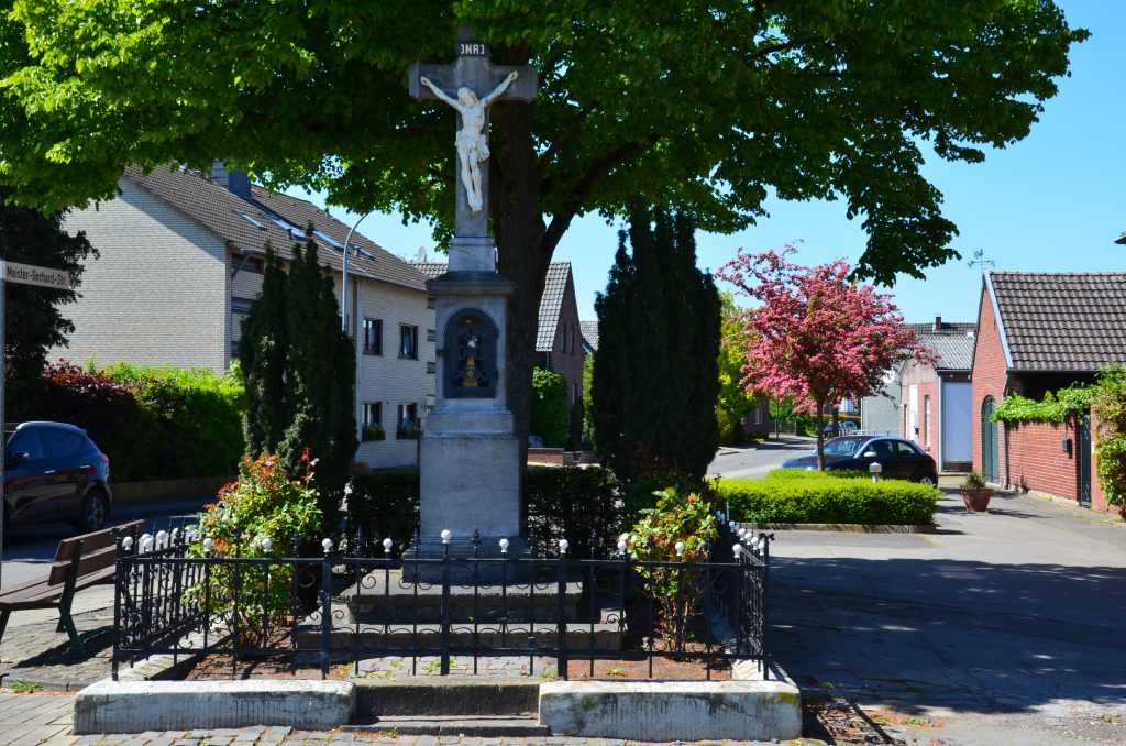 © RRP | R. Recker-Proprenter | Fronterath-Wegekreuz