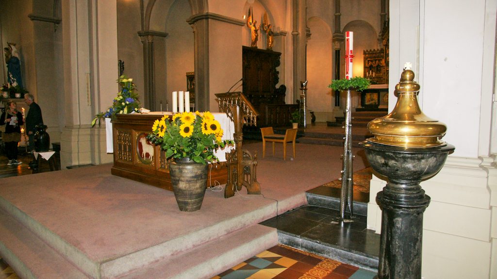 © Hans-Peter Jans | Taufstein