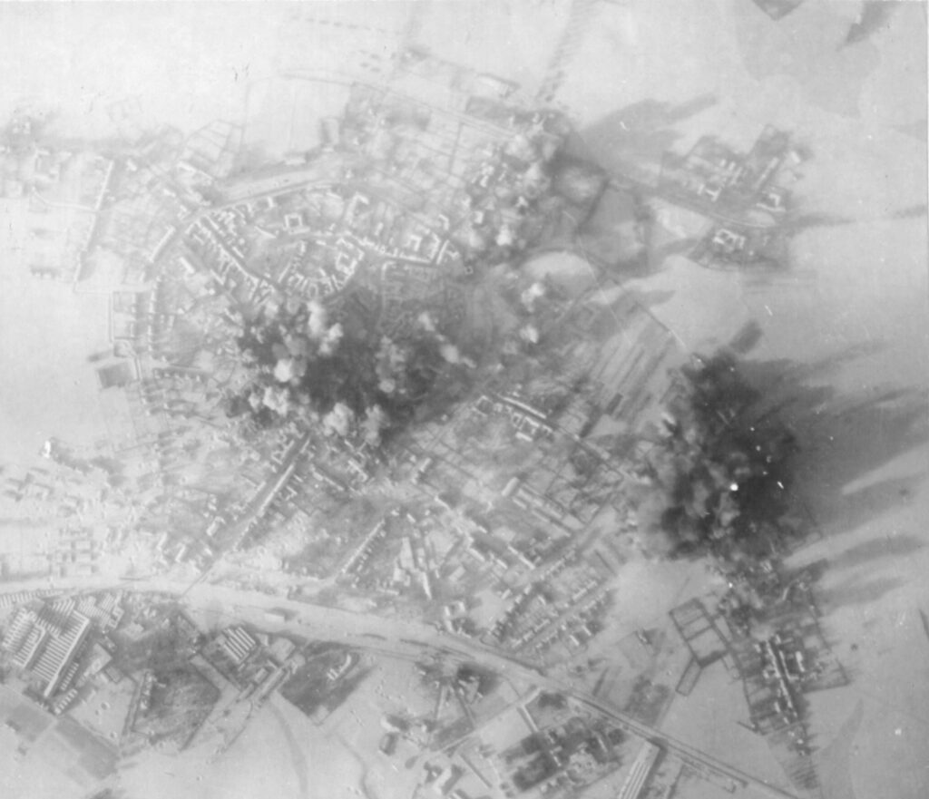 © Archiv Heimatverein | unbekannt | Bombenangriff Erkelenz