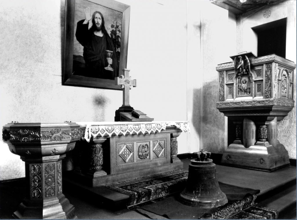 © Heimatverein ERK | Bernd Finken | Altar-und-Kanzel-von-LaumenWinkelnkemper-2-bearb