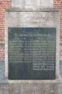 © Wolfgang Lothmann | Ehrenmal Tenholt Gedenktafel