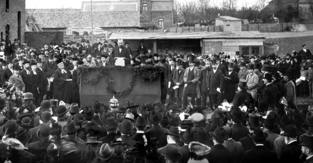 © Heimatverein ERK | Willi Wortmann | Grundsteinlegung Evangelische Kirche ca. 1901