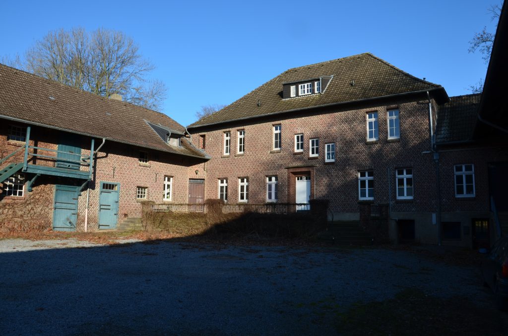 © R.R.P. | Recker-Proprenter | Innenhof