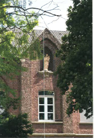 © Raphael Schwinger | Weyerhof Dachfirstfigur St. Joseph