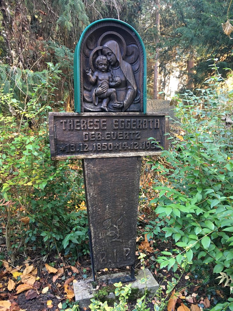 © Bernd Finken | Georg Blank | Holzkreuz-Eggerath