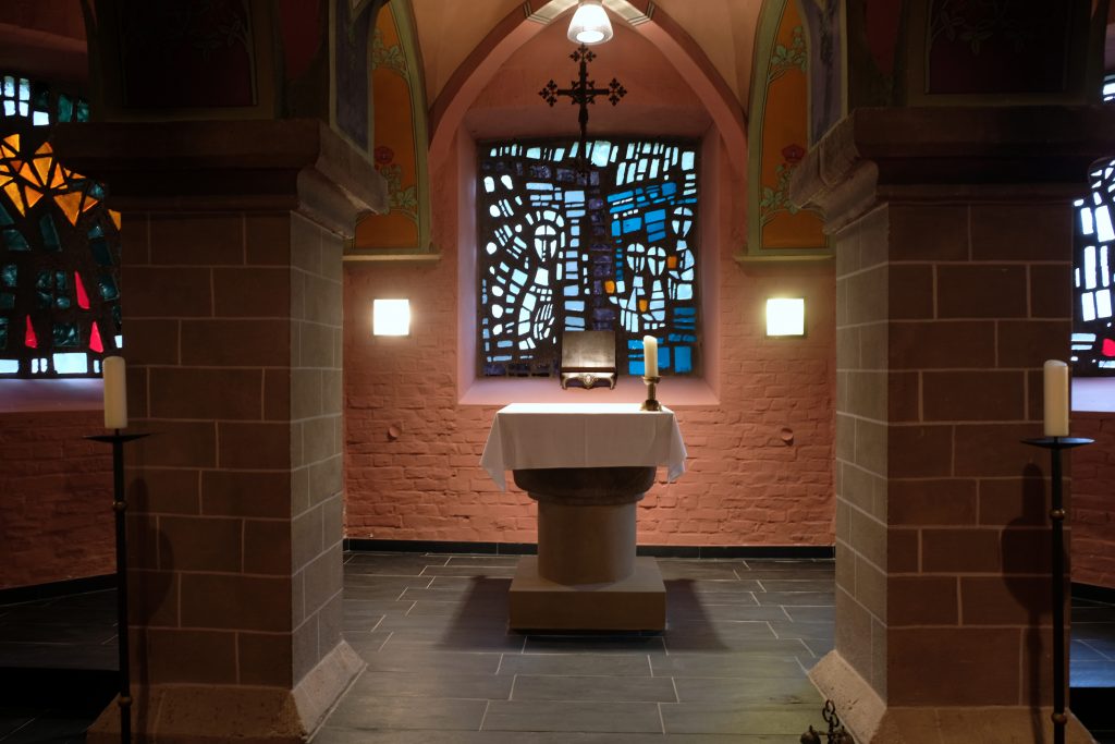© Wolfgang Lothmann | Altar in Krypta