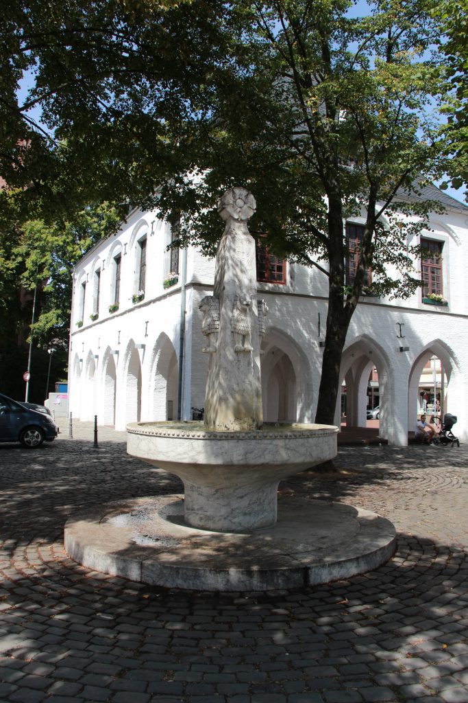 © HVEL | Ingrid Hagel | Stadtbrunnen