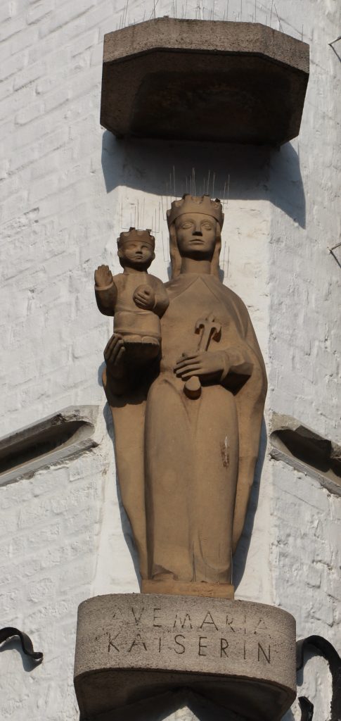 © HVEL | Ingrid Hagel | Madonna_Altes-Rathaus-2