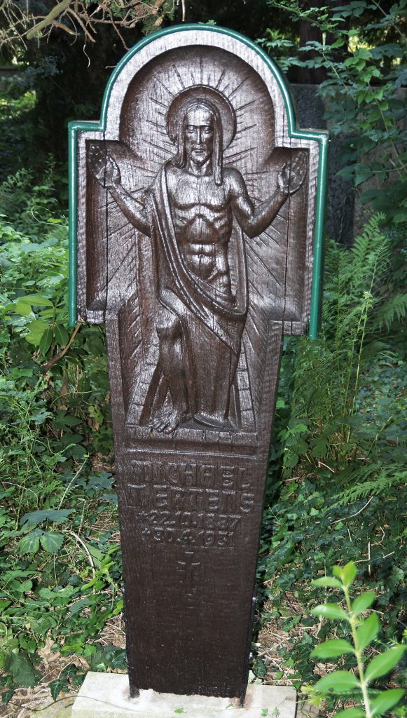 © Heimatverein der Erkelenzer Lande | TRAN-VIET-SON | Grabkreuz