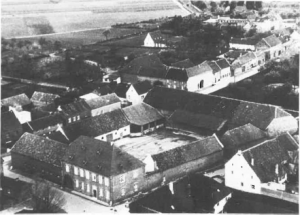 © Holzweiler ein Beitrag zur Geschichte bis Anfang des 19. Jahrhunderts, von Paul Blaesen