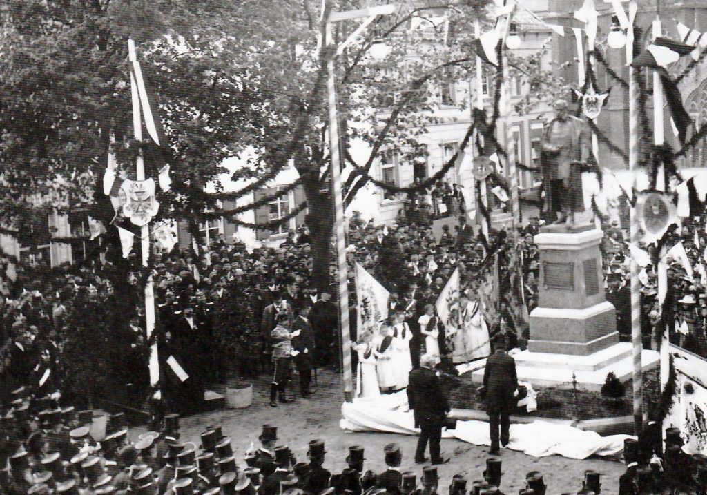 © Archiv Stadt Erkelenz | Enthuellung-Kaiser-Wilhelm-Denkmal