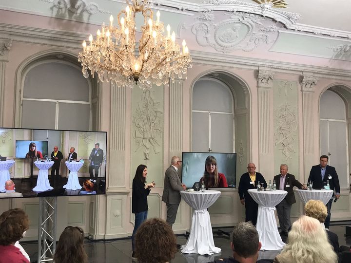 284883756_1396453500854645_3129067252333361039_n