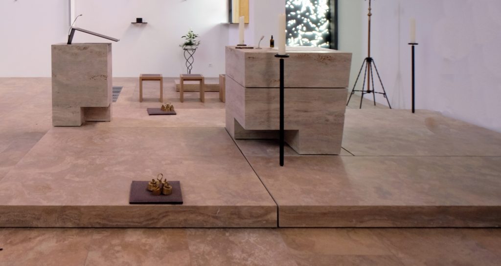 © Wolfgang Lothmann | Altarinsel links