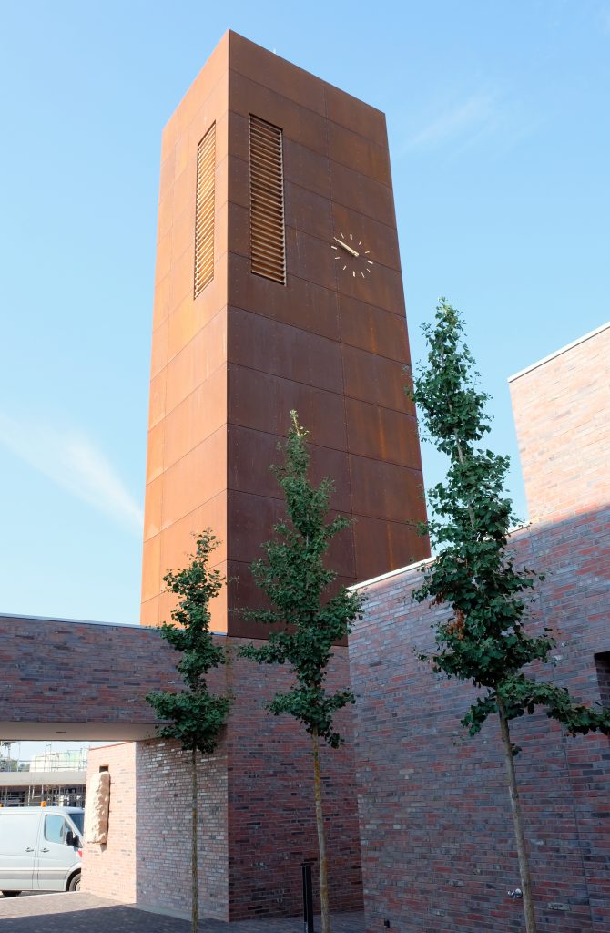 © Wolfgang Lothmann | Innenhof mit Turm
