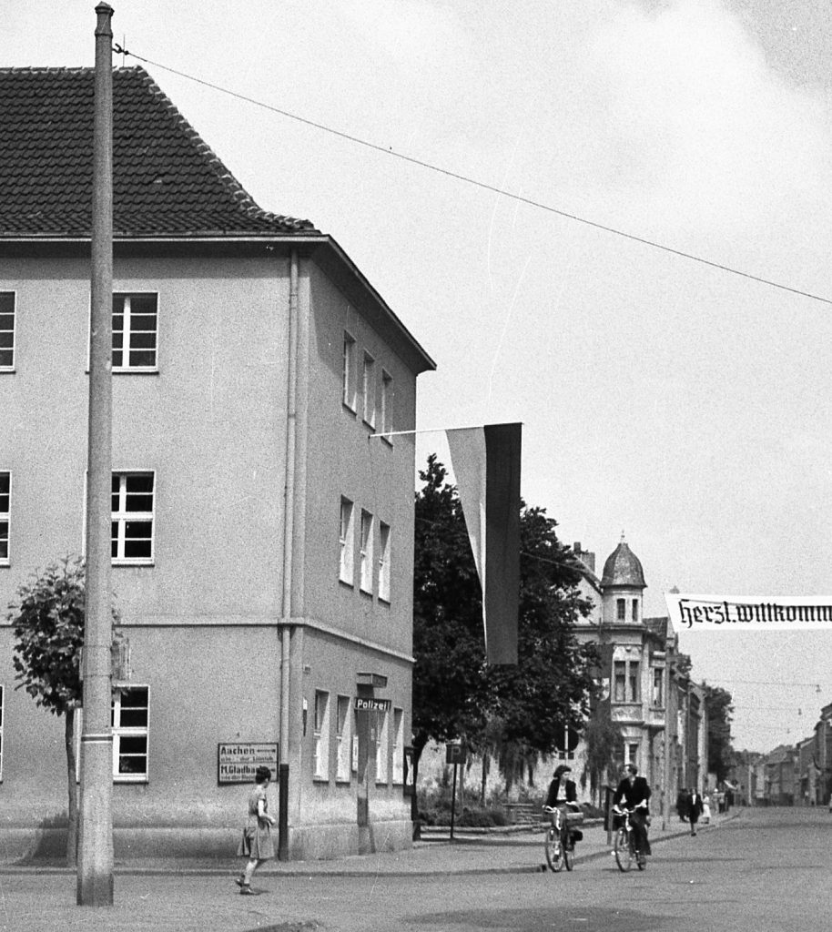 © Hans Peter Jans | Schwingens | Anbau Landratsamt