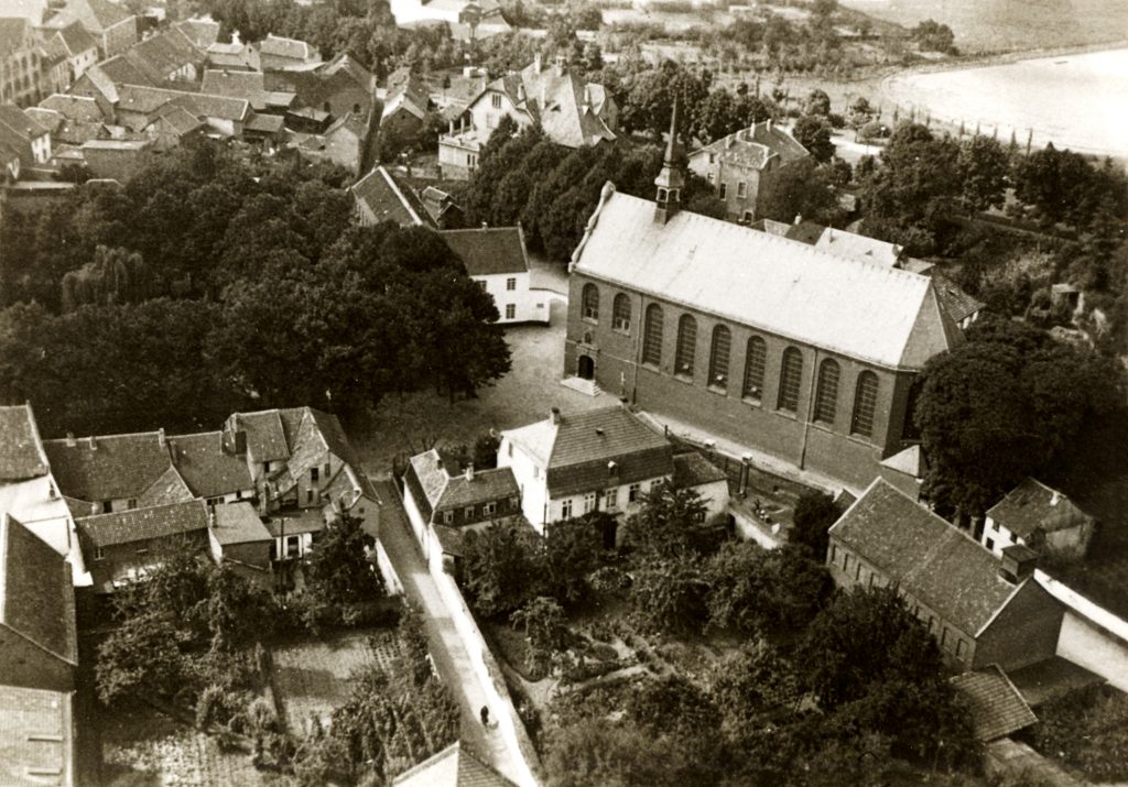 © Bernd Finken | Heimatverein ERK | Franziskanerkirche-1934-vom-Lambertiturm-aus-gesehen15A.04.56-4