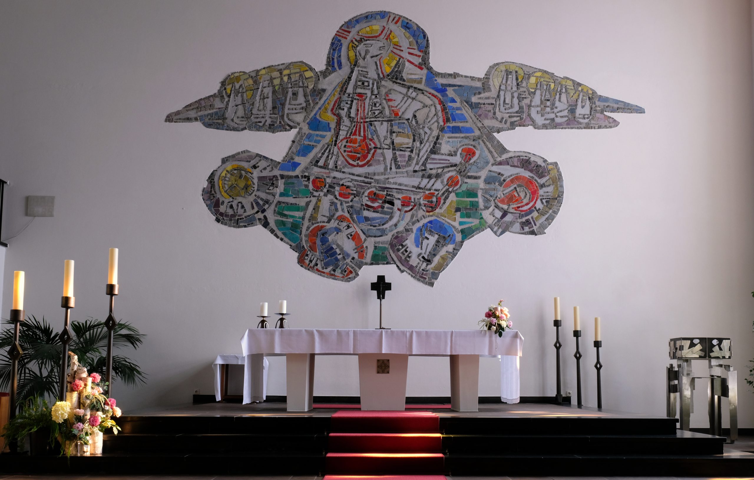© Wolfgang Lothmann | Altar mit Mosaik