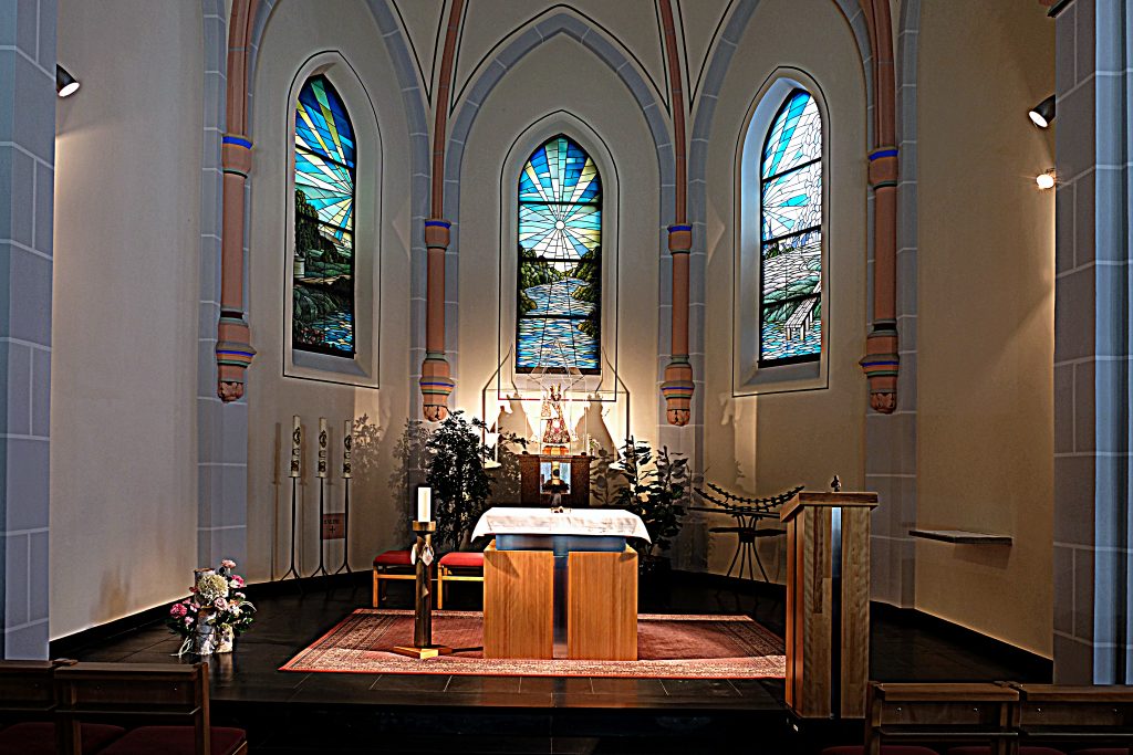 © Wolfgang Lothmann | Portal der alten Kapelle