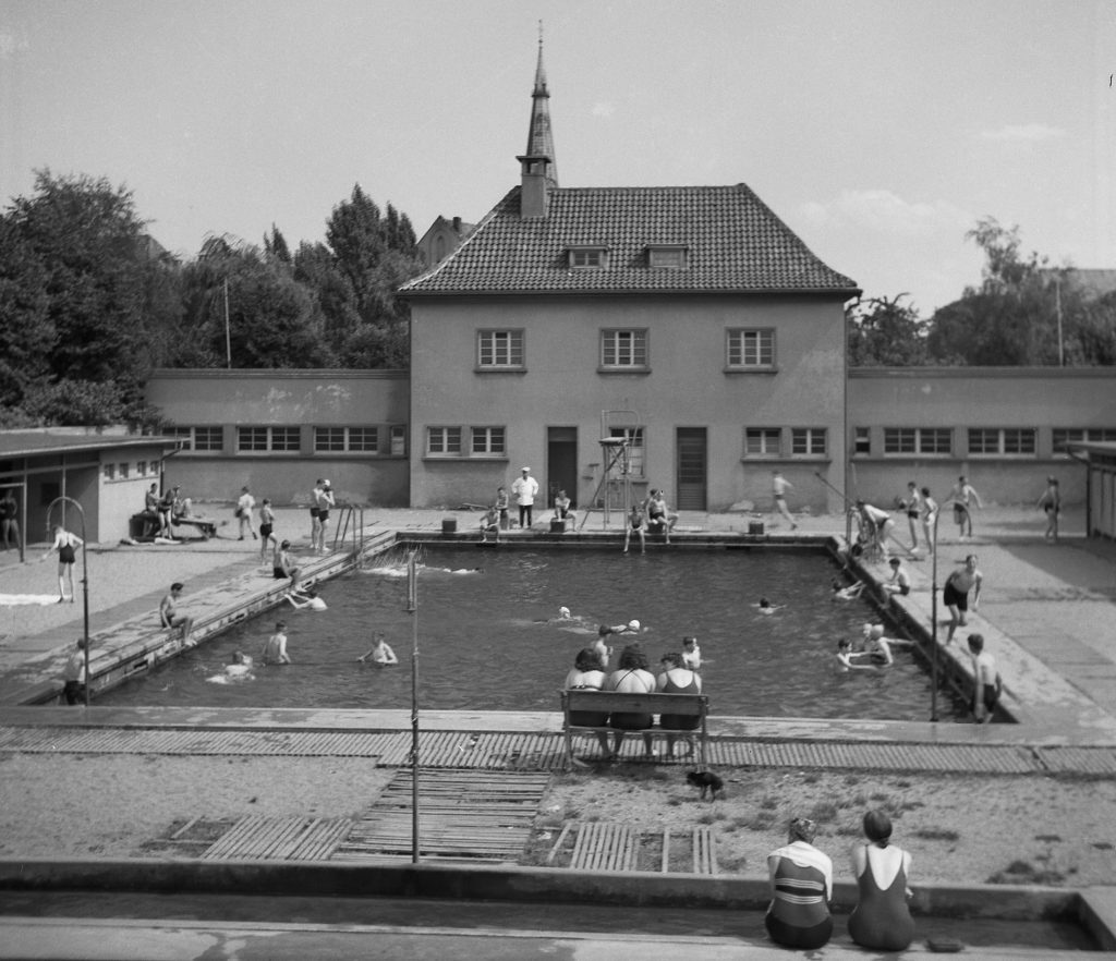 © Archiv Heimatverein | Lambert Schwingens | Badeanstalt