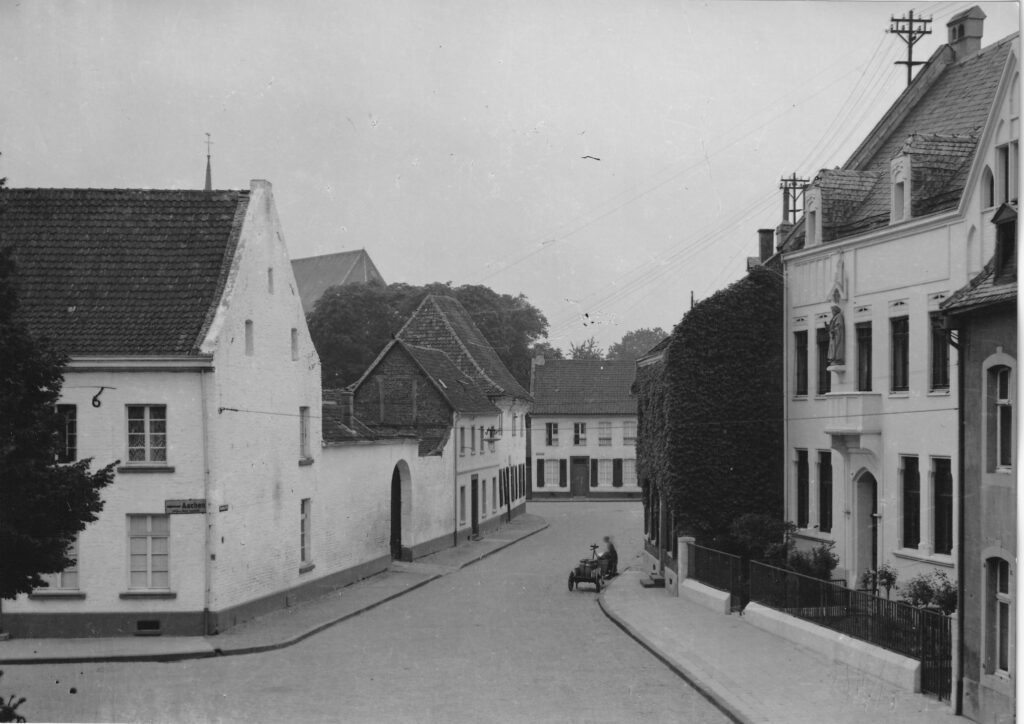 © Archiv Heimatverein | Wilhelm Schmitter | Ecke Johannnismarkt/Gasthausstraße