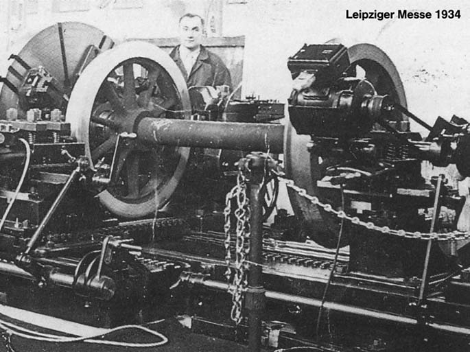 © niles-simmons.de/hegenscheidt | Radsatzdrehbank