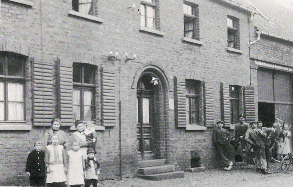 © Heimatverein der Erkelenzer Lande e. V. | Firmengebäude Hurtz 1921-Blaesen-S127