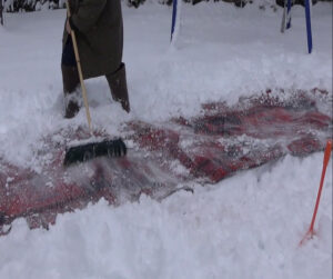 © Bernd Finken | Teppichreinigung im Schnee