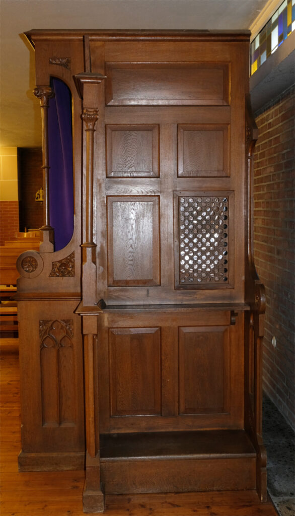 © Wolfgang Lothmann | Beichtstuhl seitlich