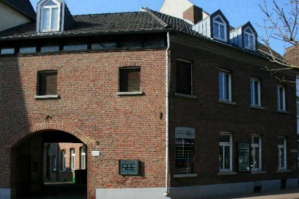 © Liste der Baudenkmäler in Erkelenz | Erkelenz Denkmal Nr 2: Gasthausstraße 3 (3549)