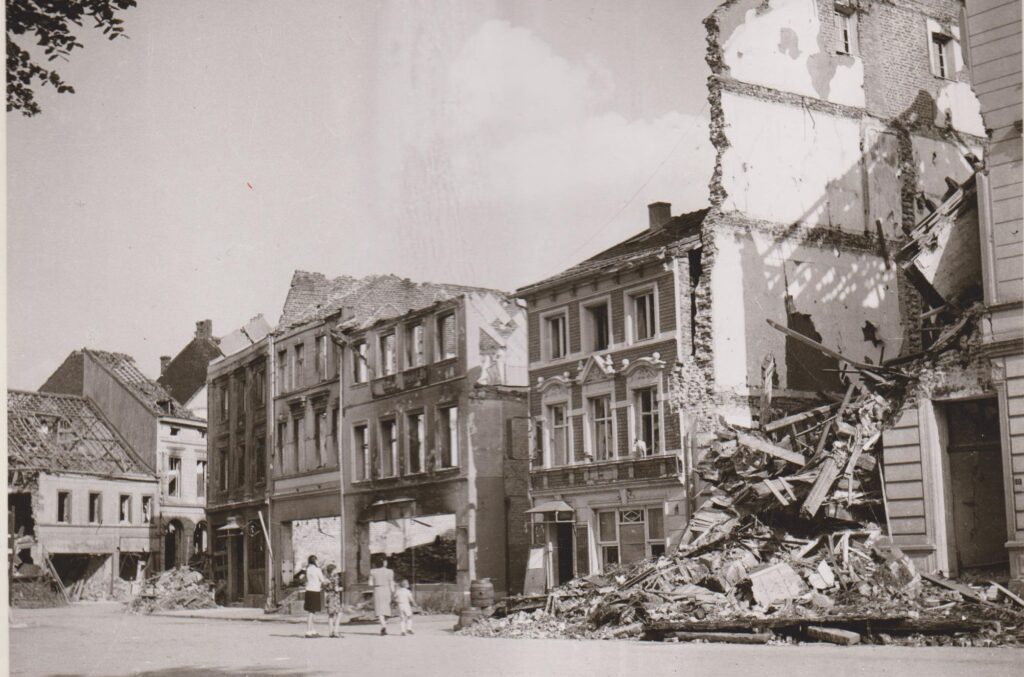 © Archiv Heimatverein | unbekannt | Markt, Südseite