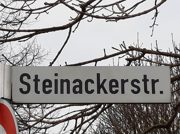 © Agnes Borgs | Albertine Steinacker Straßenschild